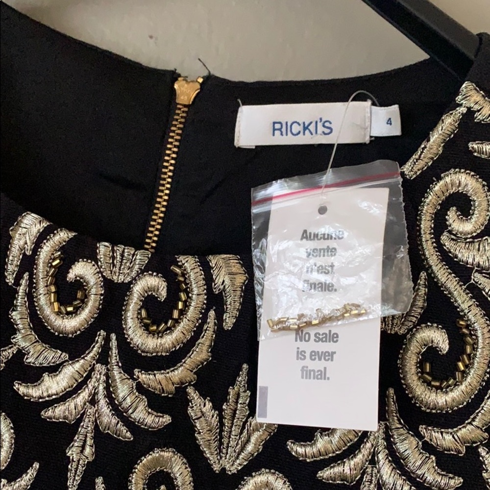 Blouse - Picture 2 of 4